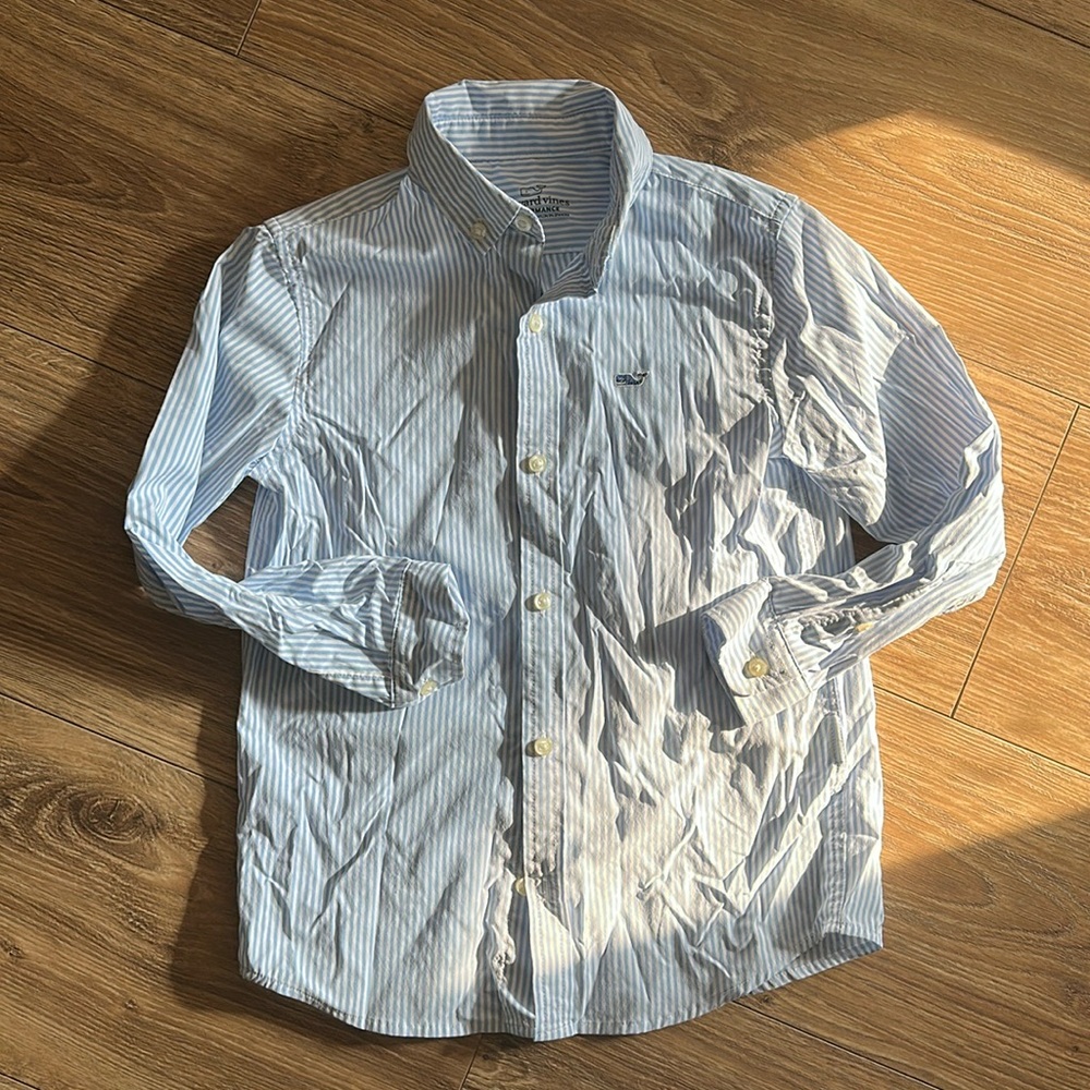 Vineyard Vines Boys button up size 6
